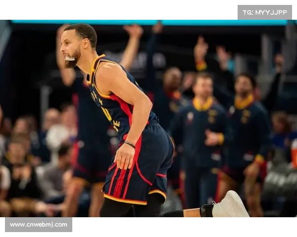 勇士上赛季库里巴特勒格林同场时战绩达到23胜8负展现强大实力